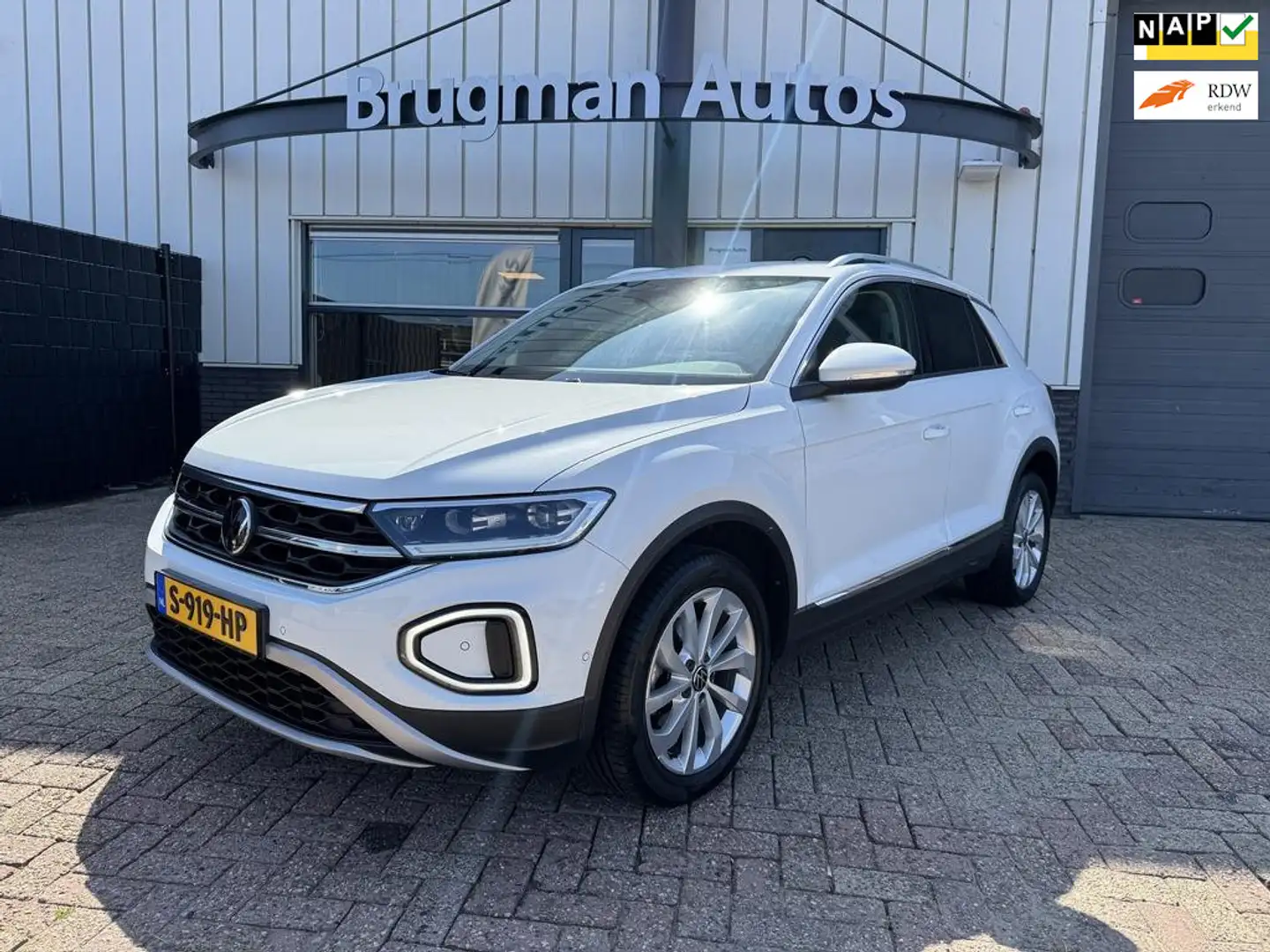 Volkswagen T-Roc 1.5 TSI Style Wit - 1