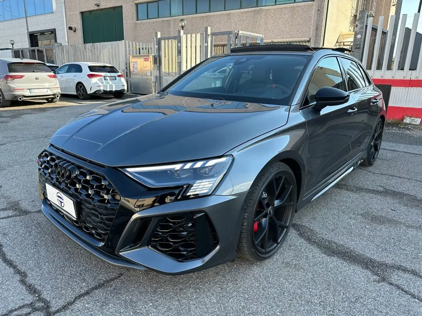 Audi RS 3 Sportback TFSI quattro S tronic Gri - 1