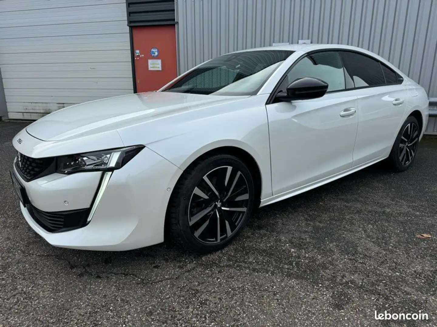 Peugeot 508 II 1.6 HYBRID 225 GT PACK E-EAT8 Cuir Blanc - 1