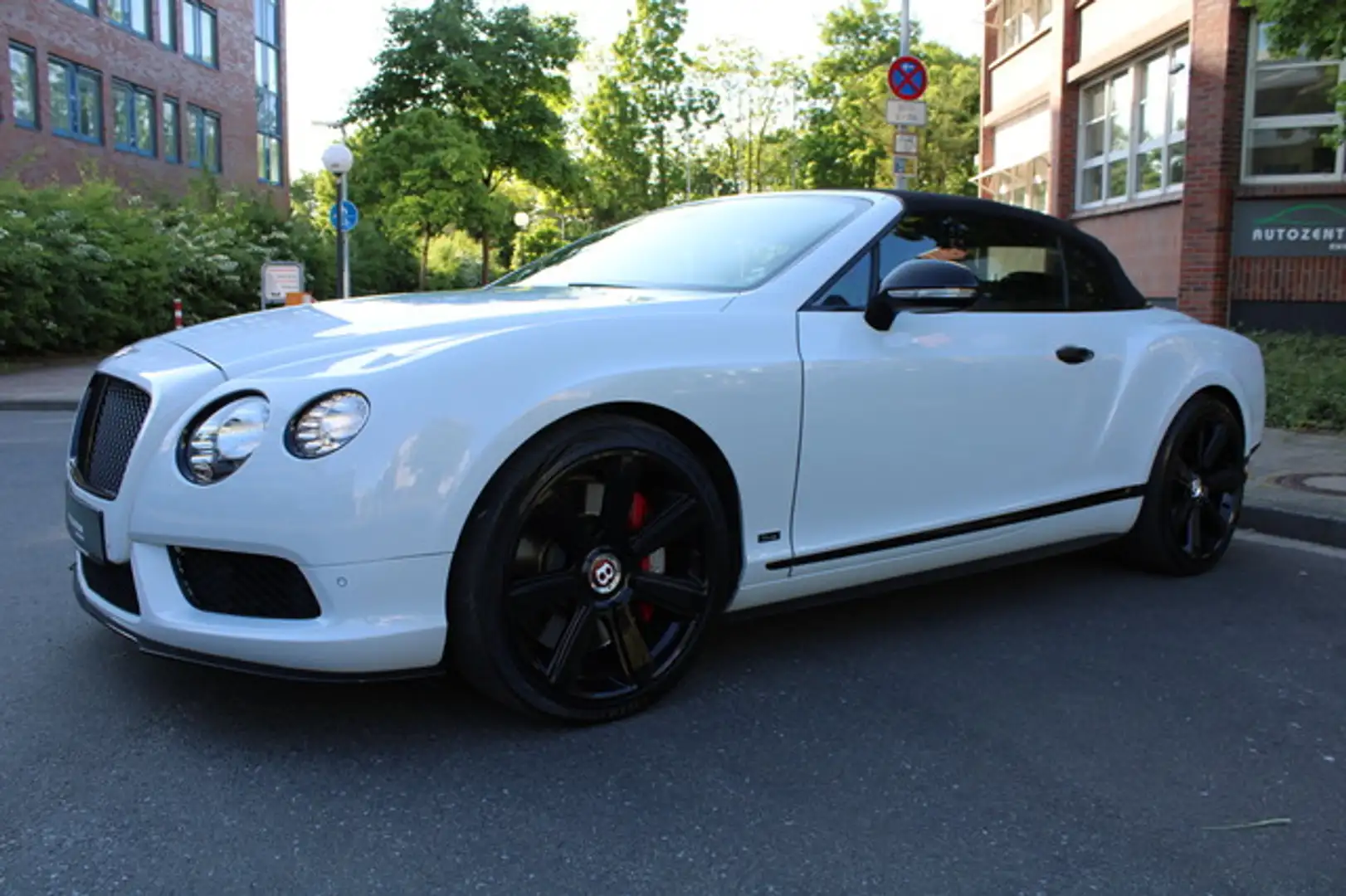 Bentley Continental GTC V8 S Concourse Naim/Massage Blanc - 2