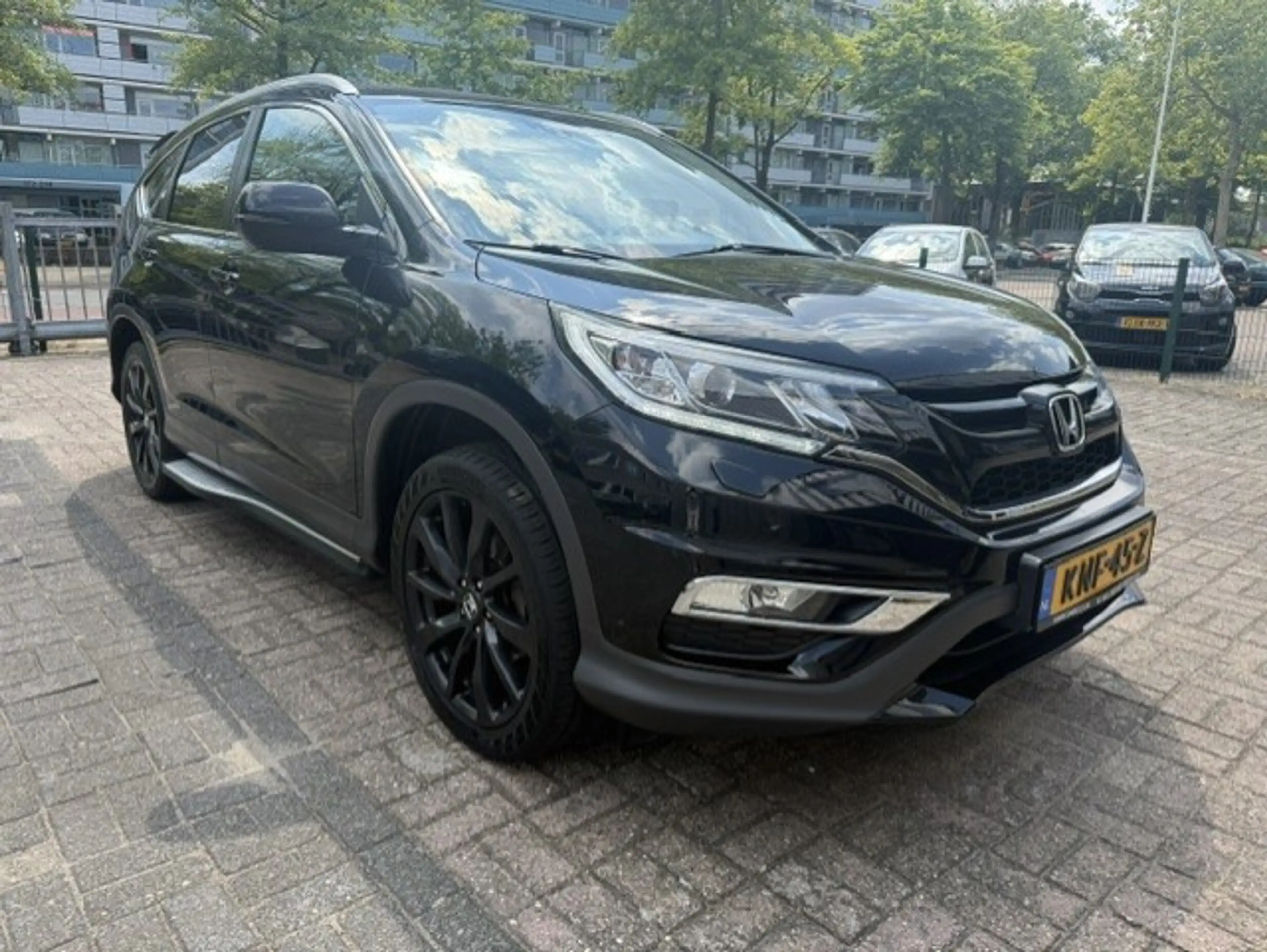 Honda CR-V 2.0 4WD Black Edition Navi/Camera/Leer — photo 3