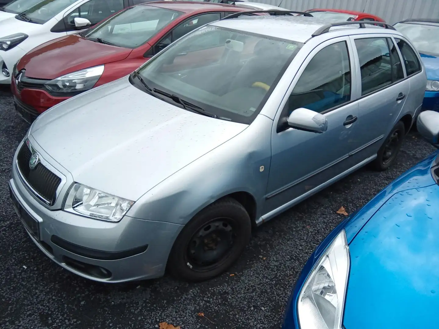 Skoda Fabia Combi Ambiente Silber - 1
