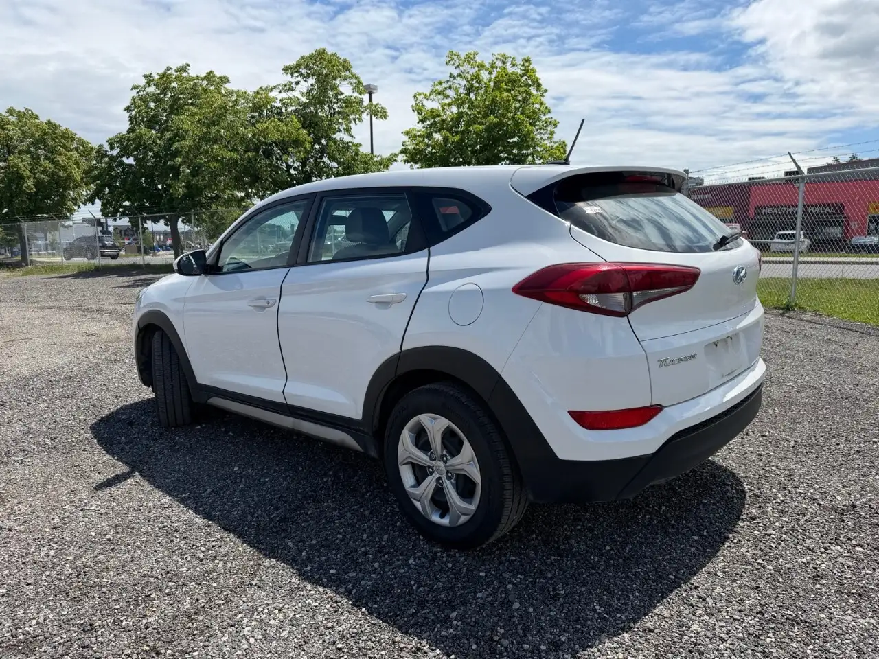 Hyundai TUCSON photo Hyundai TUCSON