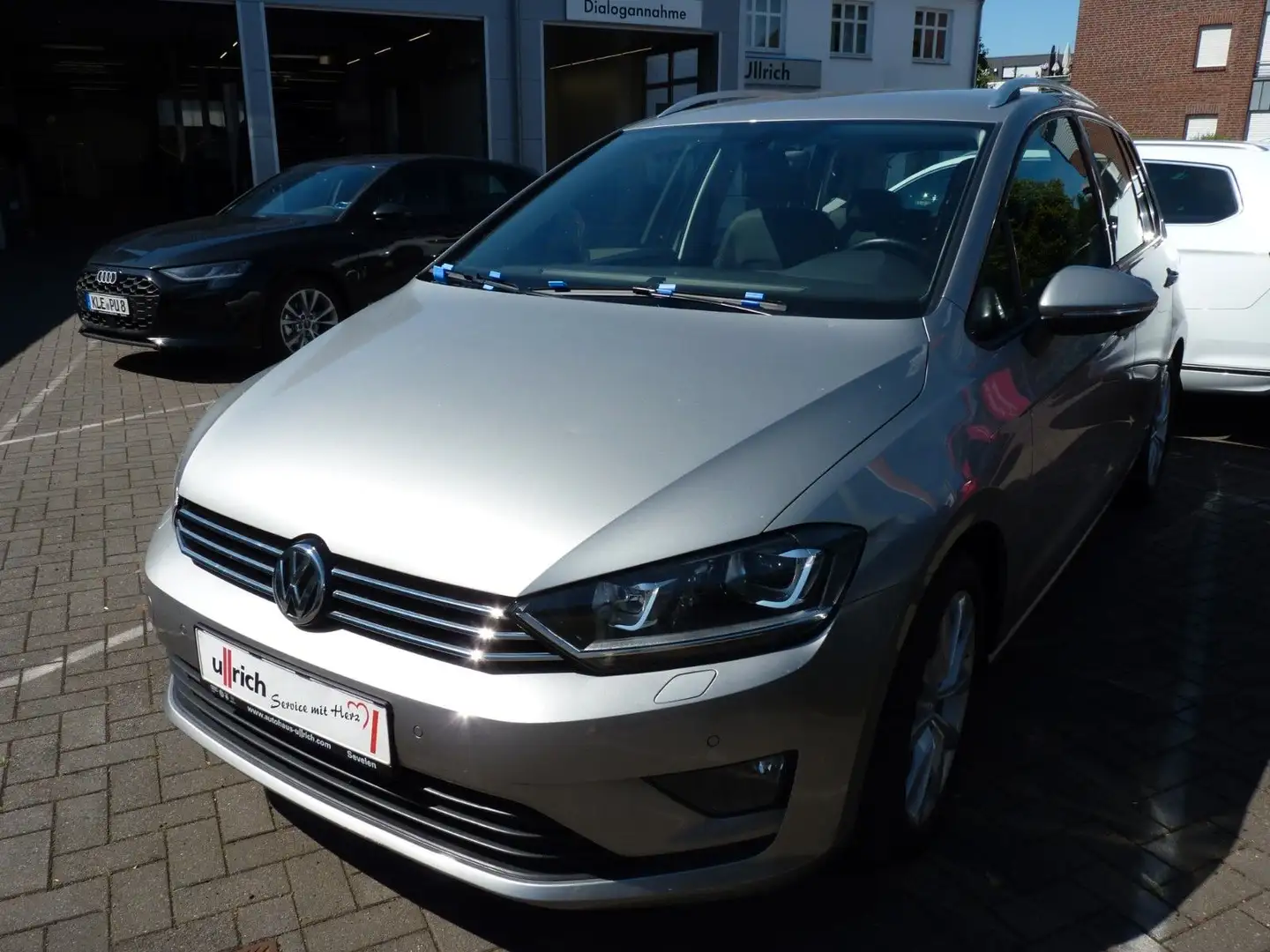 Volkswagen Golf Sportsvan VII Comfortline BMT/Start-Stopp Silber - 1
