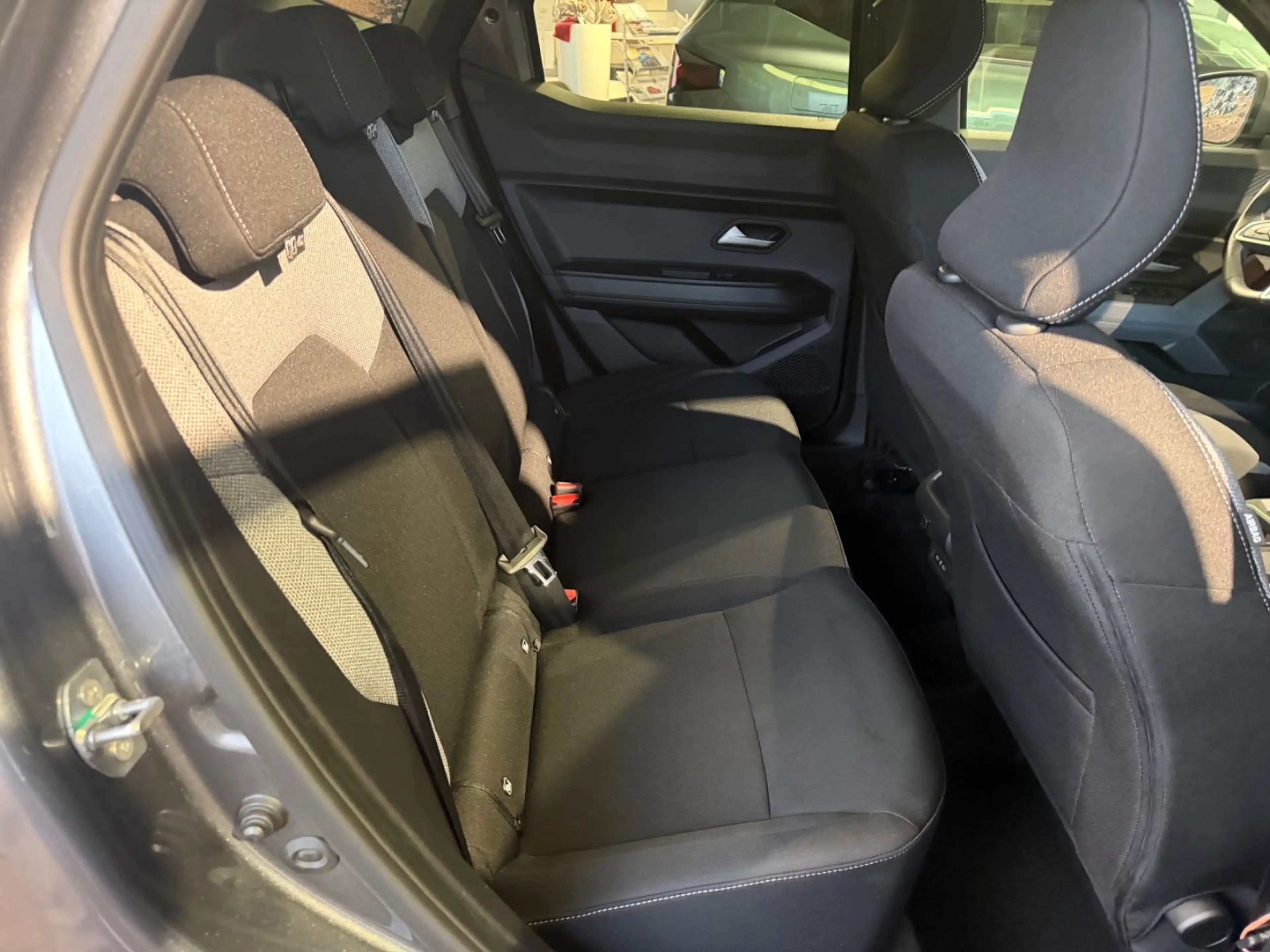 Dacia Duster III MH 140 Journey Winterräder kostenlos* — photo 8
