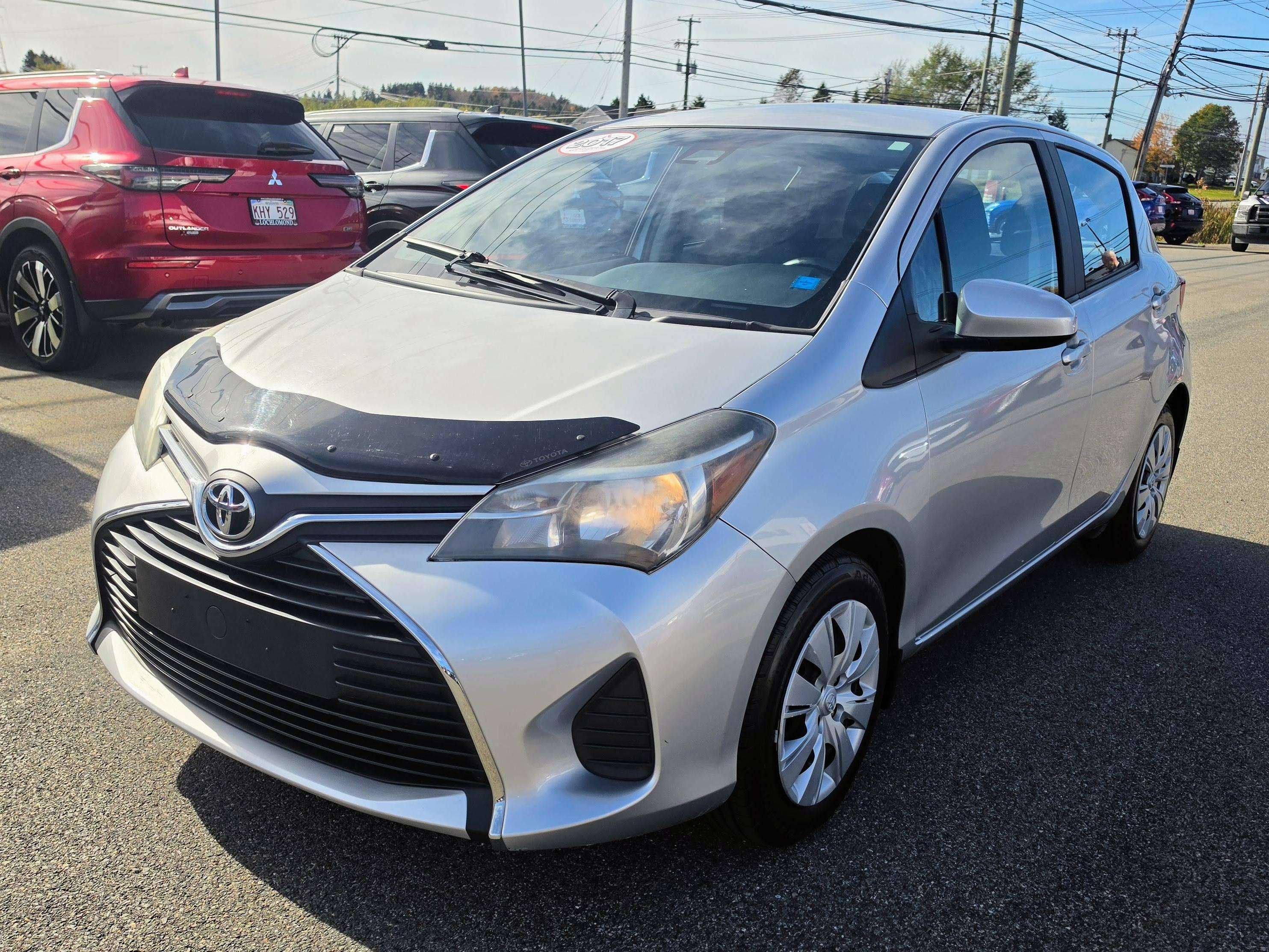 2017 Toyota Yaris Hatchback 5-Door