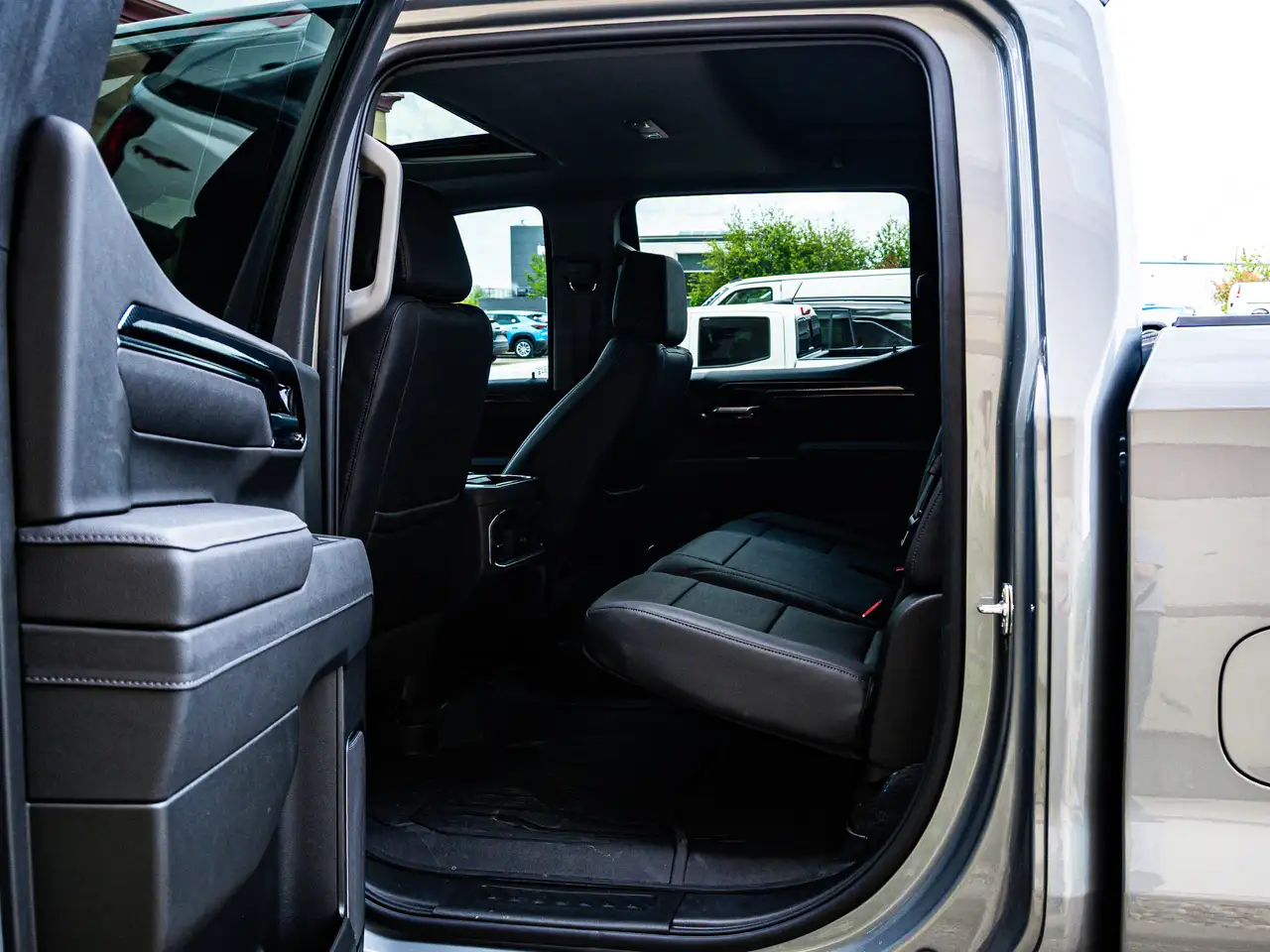 GMC Sierra 1500 снимка GMC Sierra 1500