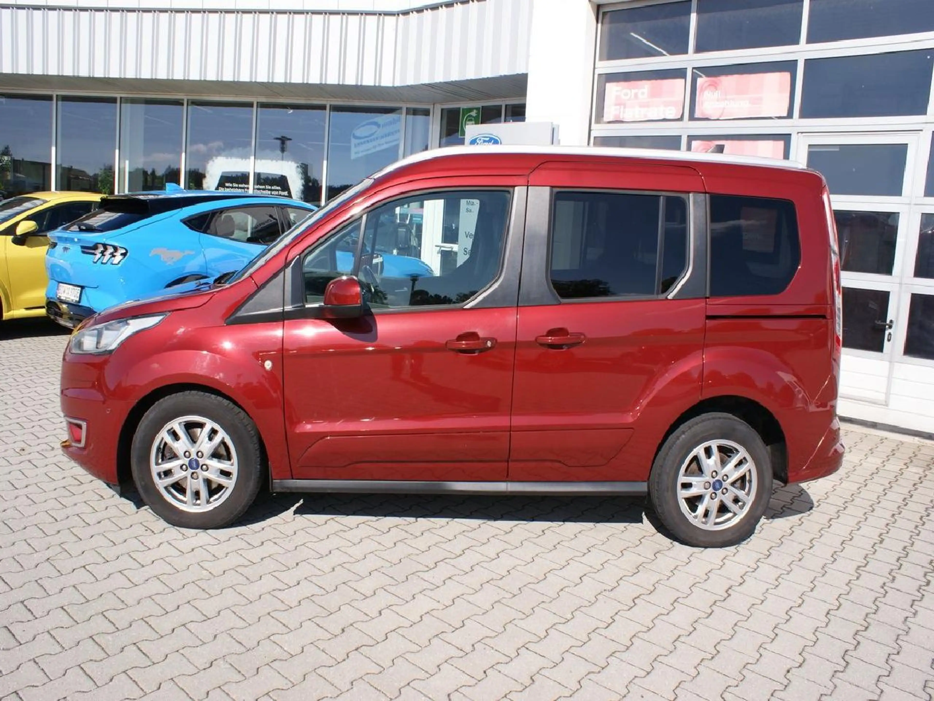 Ford Tourneo Connect Titanium Navi Alu RFKam. — photo 2