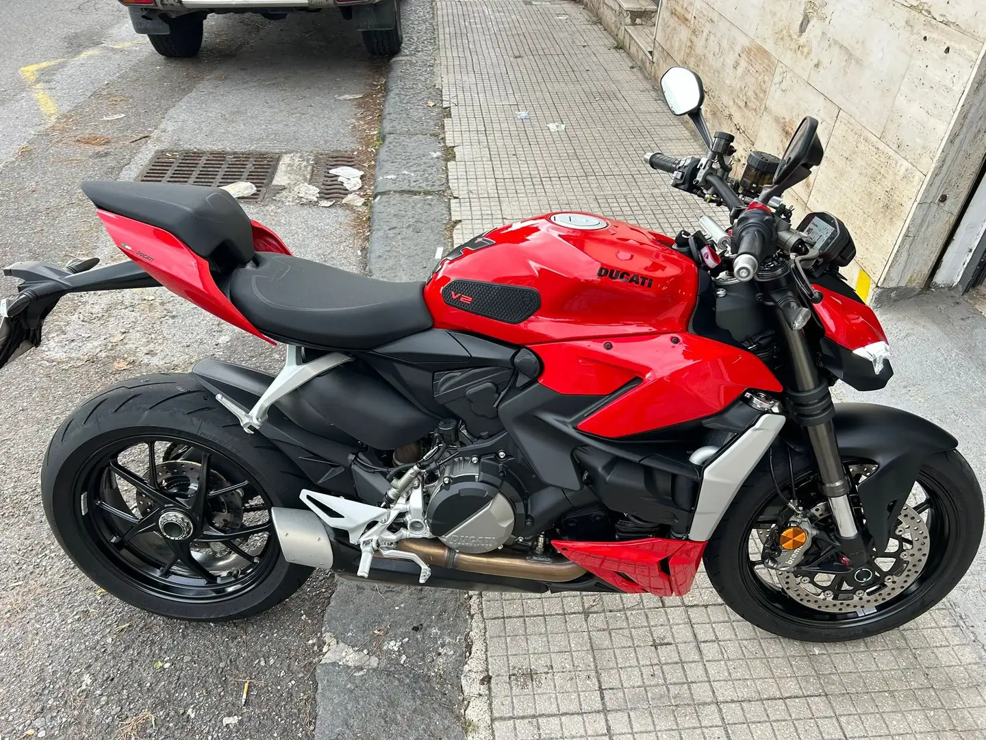 Ducati Streetfighter V2 Czerwony - 1