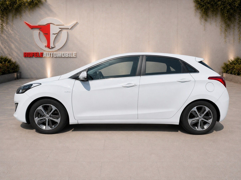 Hyundai i30 YES!*NAVI/TEMPO/KLIMA/CAM* — photo 8
