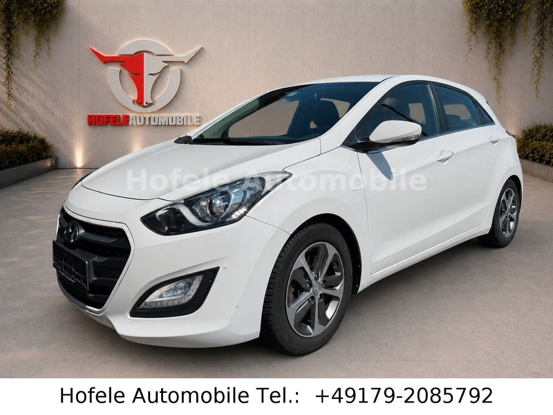 Hyundai i30 YES!*NAVI/TEMPO/KLIMA/CAM*
