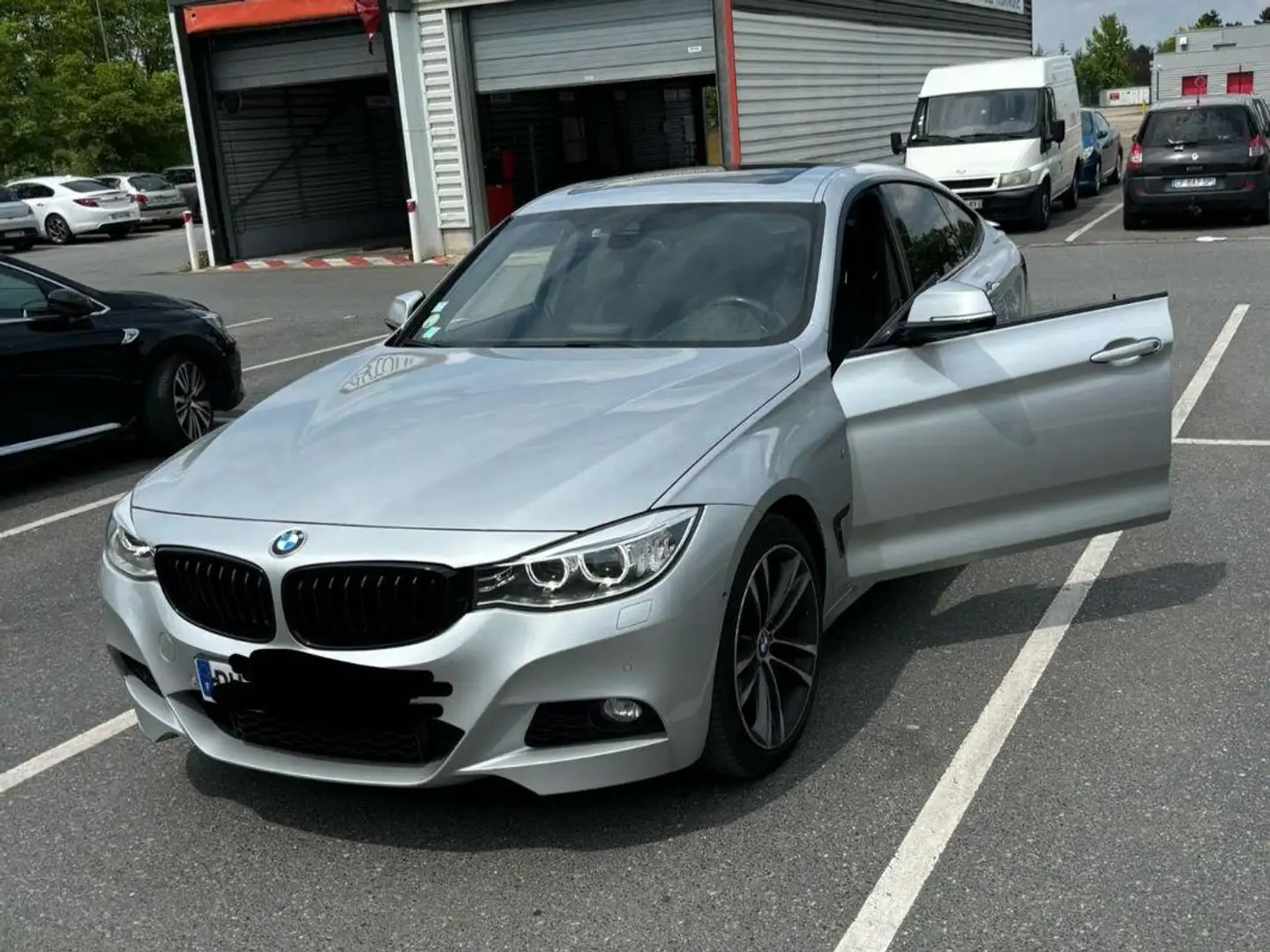 BMW 320 Gran Turismo 320i 184 ch M Sport A Gris - 1