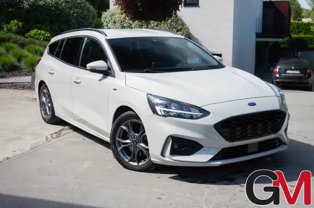 Ford Focus main image