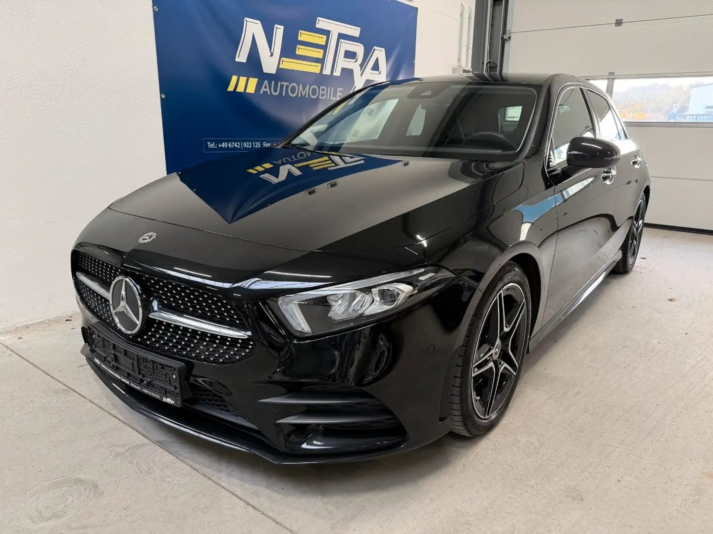 Mercedes-Benz A 220 d *4-MATIC*AMG*KAMERA*WIDESCREEN* Schwarz - 1