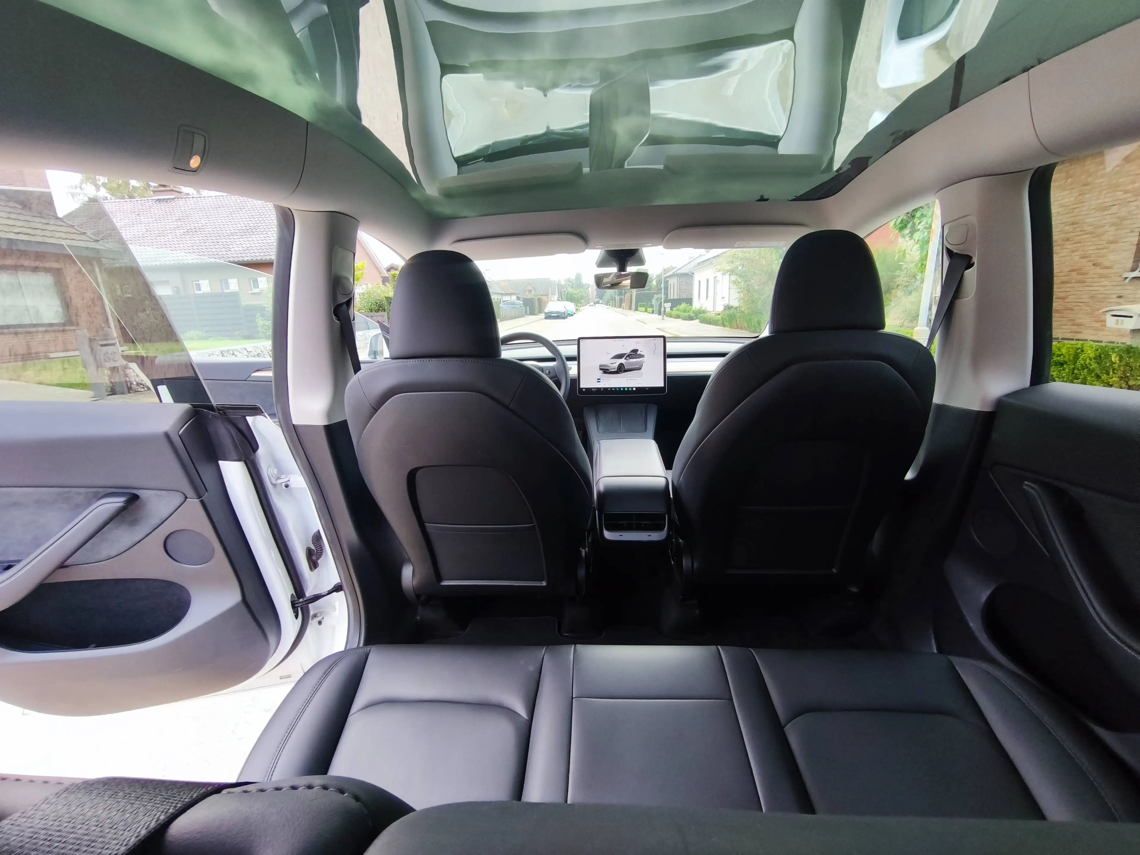 Tesla Model Y Model Y RWD 2023 I Autopilot l AMD Ryzen l Trekhaak l marge — photo 15