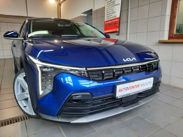 Kia K4