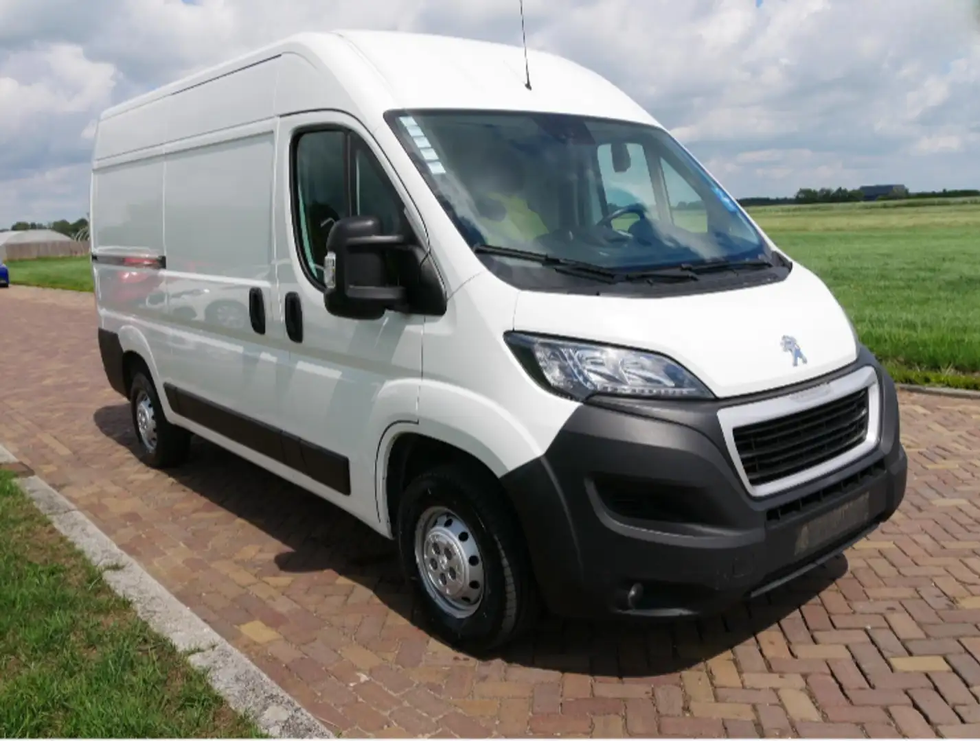 Peugeot Boxer PEUGEOT Industrial Manual de 4 Puertas Blanco - 1