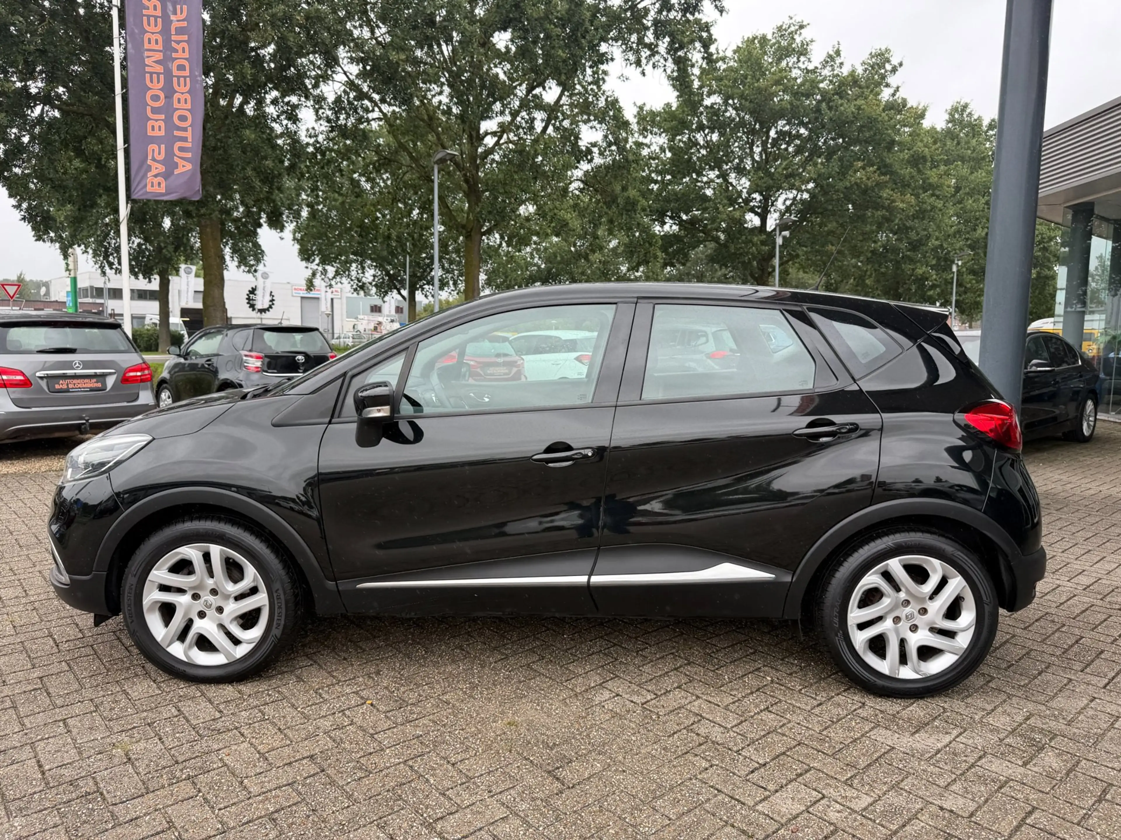 Renault Captur 1.2 TCe Dynamique, Automaat, Navi, PDC,etc — photo 4