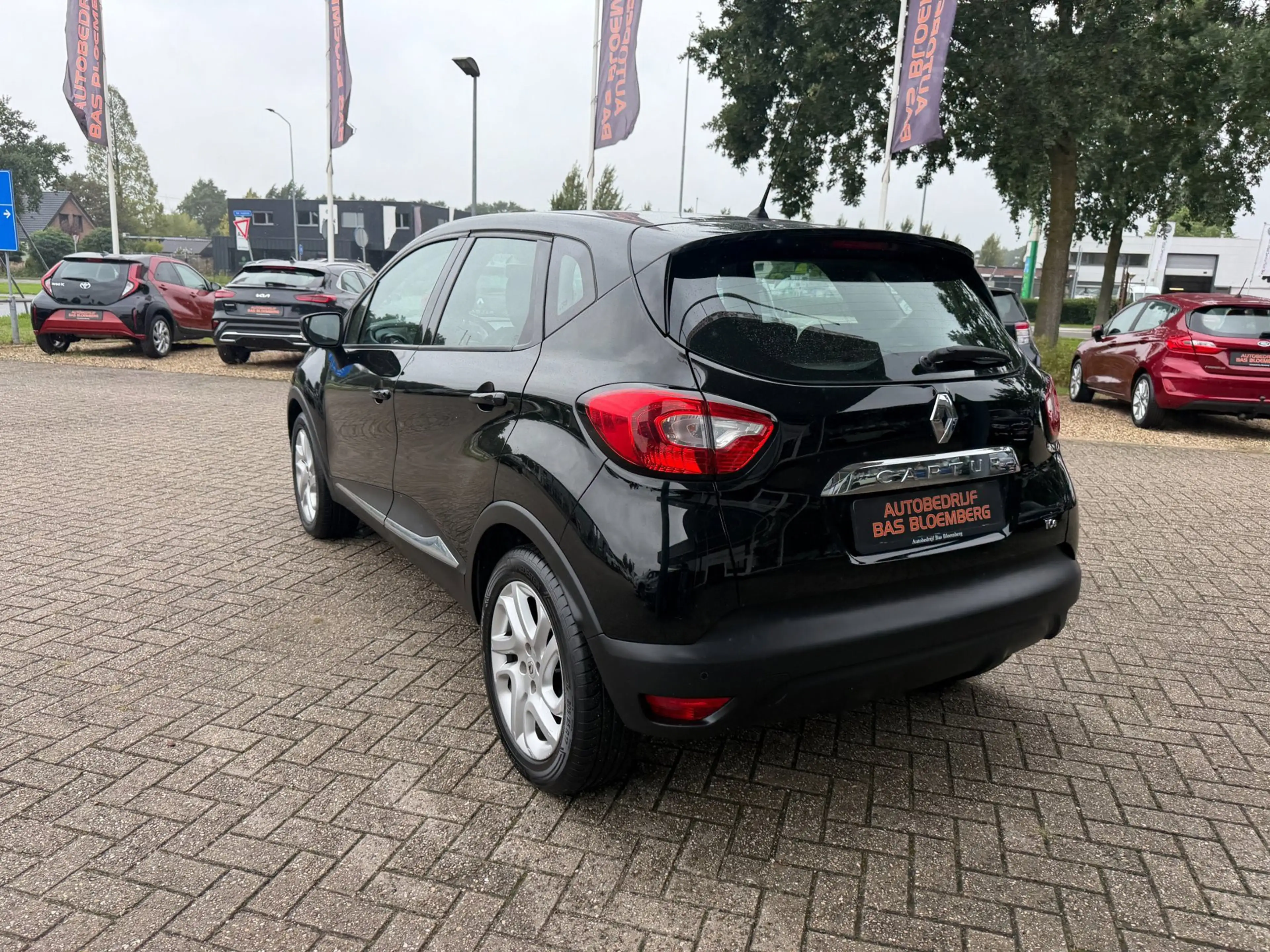 Renault Captur 1.2 TCe Dynamique, Automaat, Navi, PDC,etc — photo 3