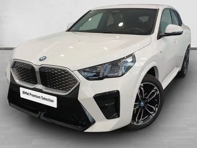 BMW iX2 eDrive20A