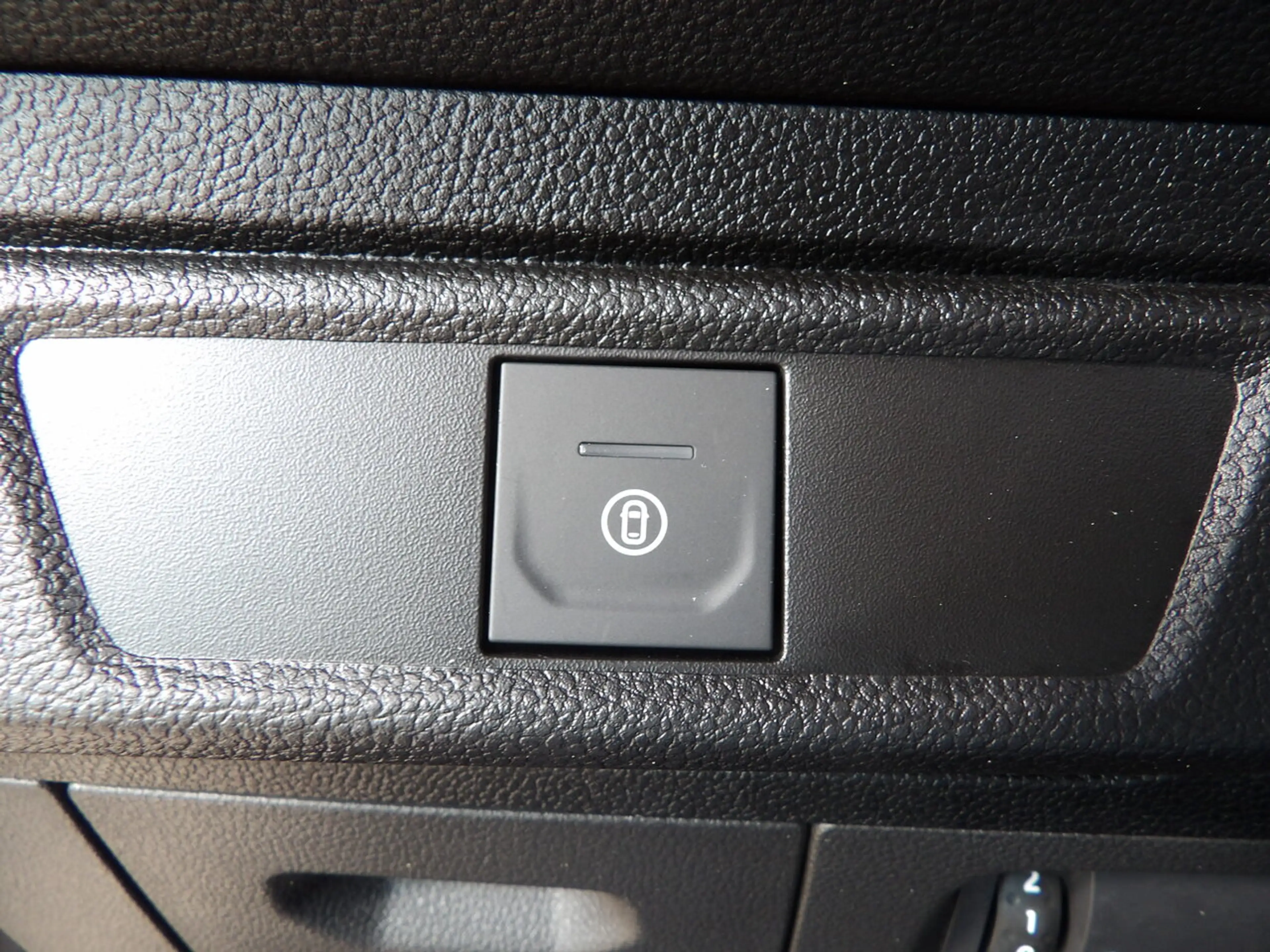 Dacia Sandero Expression CVT Automaat TCe 90 — photo 7
