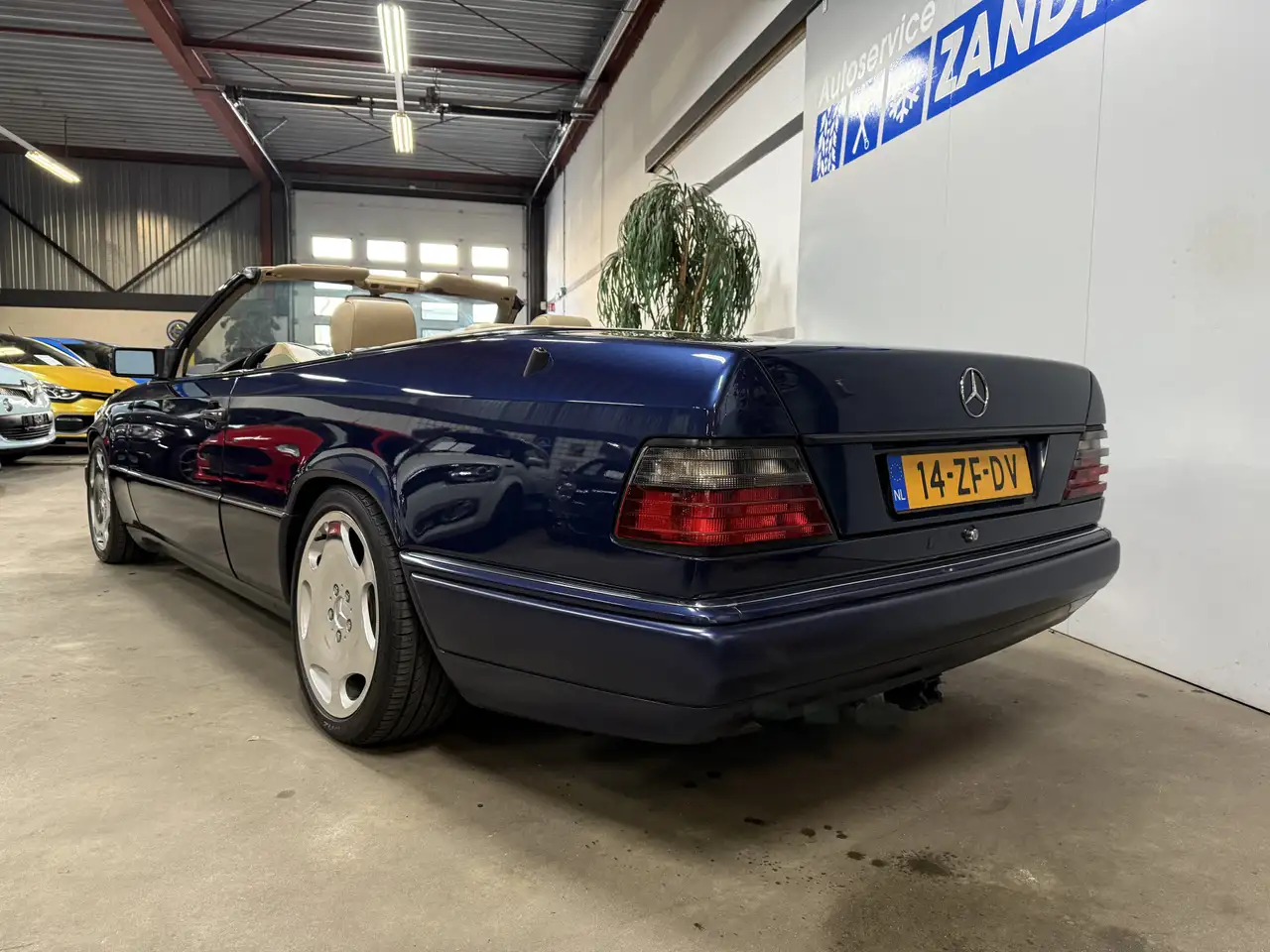 Mercedes-Benz E 220 Cabrio, foto 2