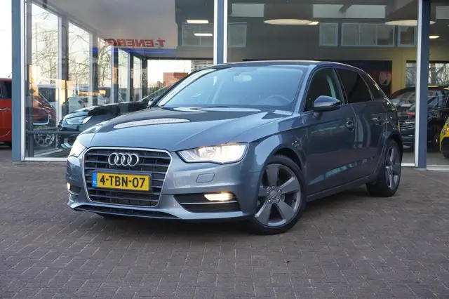 Audi A3 Sportback 1.4 TFSI CoD Ambition 5deurs | Airco| El