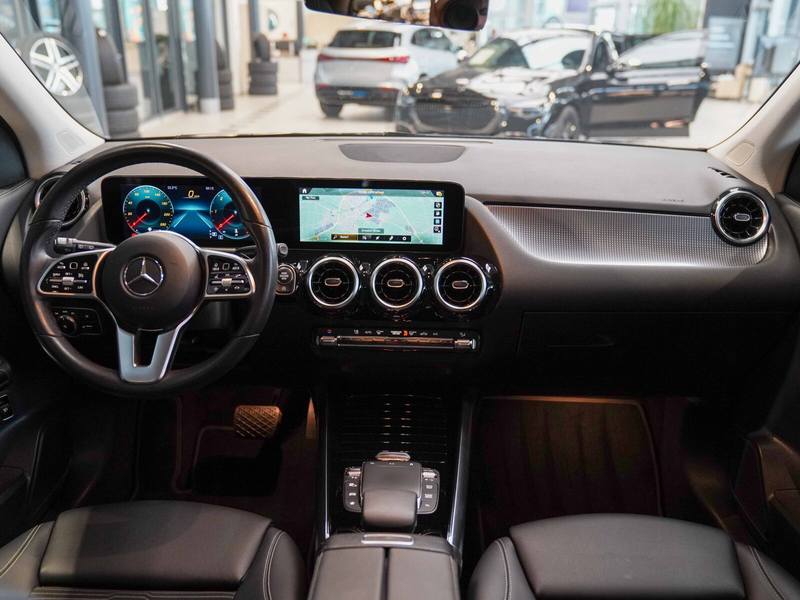 Mercedes-Benz GLA 220 GLA 220 d Progressive Kamera Apple CarPlay MBUX — photo 11