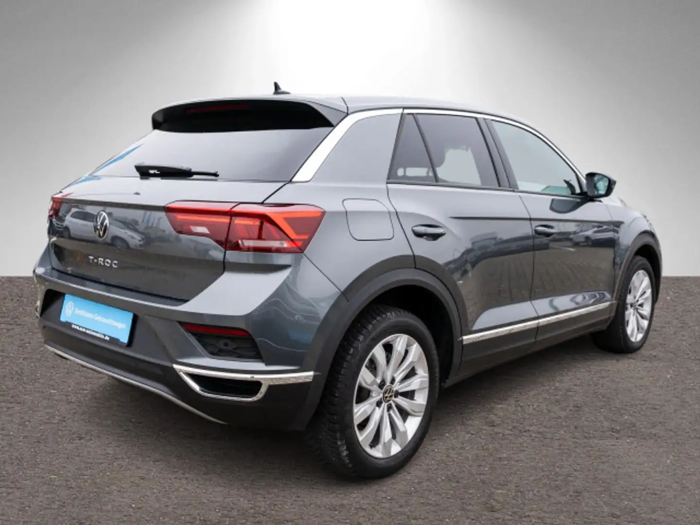 Volkswagen T-Roc Sport 1.5TSI DSG LED PDC ACC AHK Stdhzg SH Grau - 2