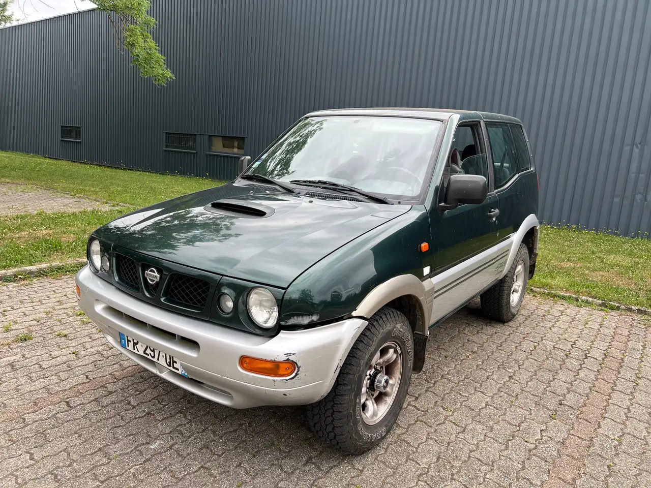 Nissan Terrano 2.7 TDI SE