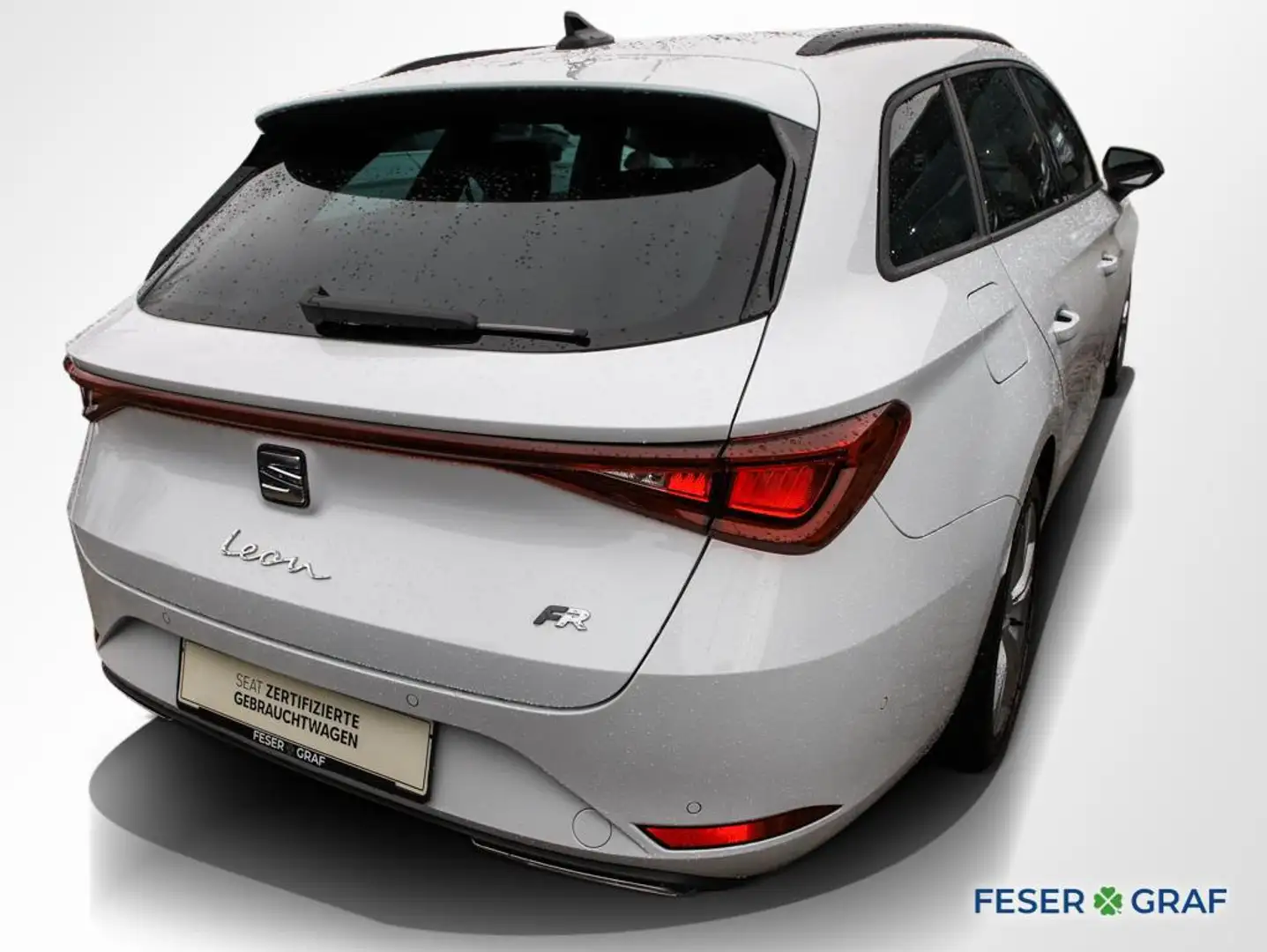 SEAT Leon Sportstourer 2.0 TDI FR DSG AHK Navi RüKa Weiß - 2