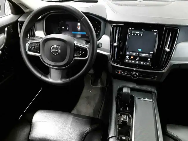 Volvo V90 view 10