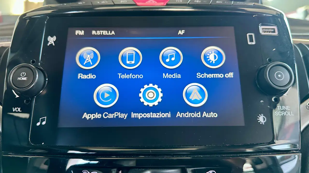 Lancia Ypsilon 2022 — фото 9