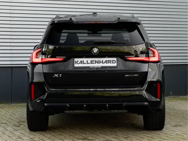 BMW X1 view 6