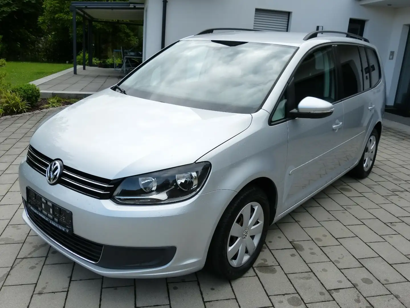 Volkswagen Touran Comfortline 1.4 TSI [AHK/PDC/7 SITZE] Silber - 1