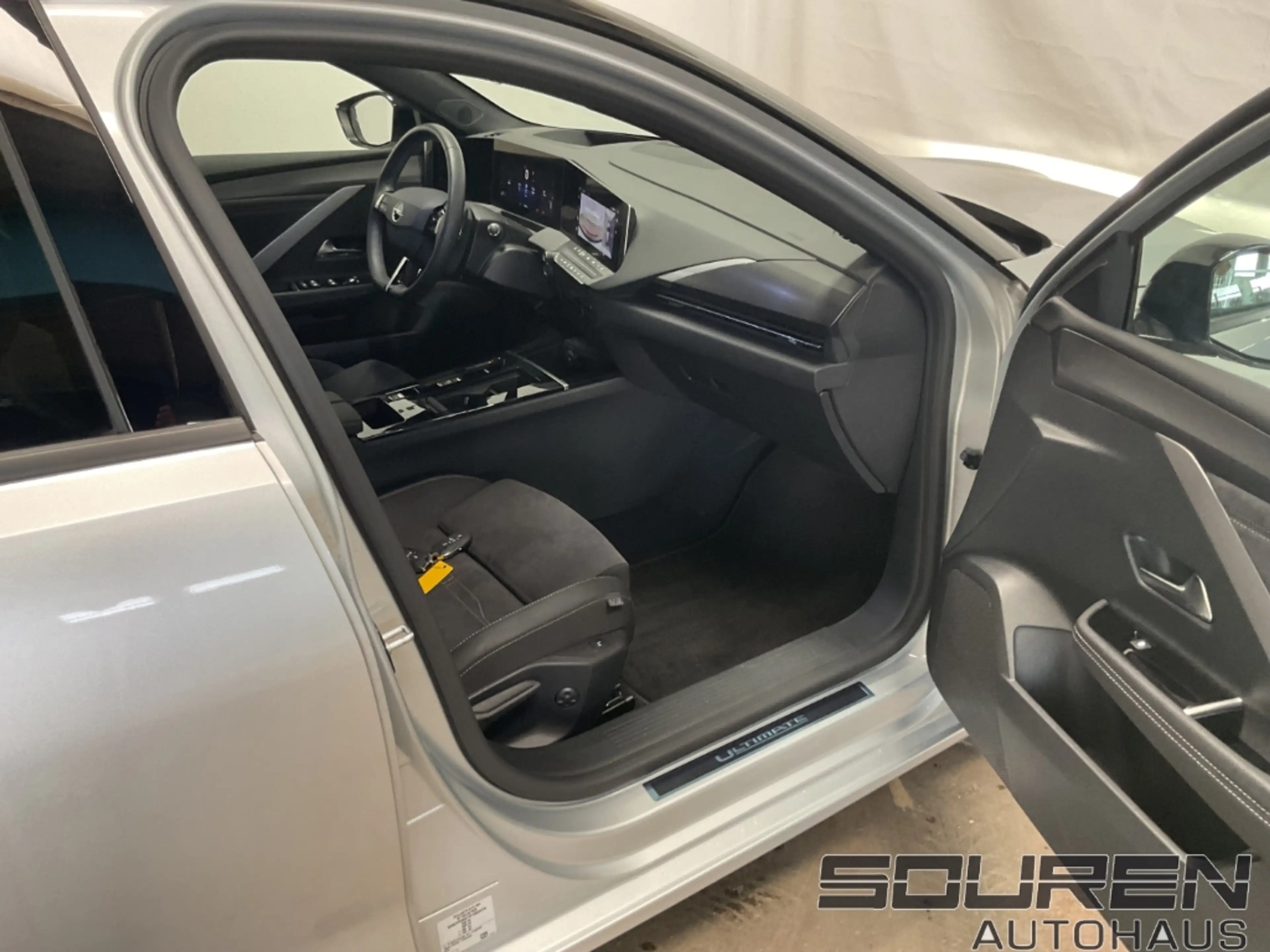 Opel Astra L Ultimate 1.2 Turbo GS Automatik — photo 5
