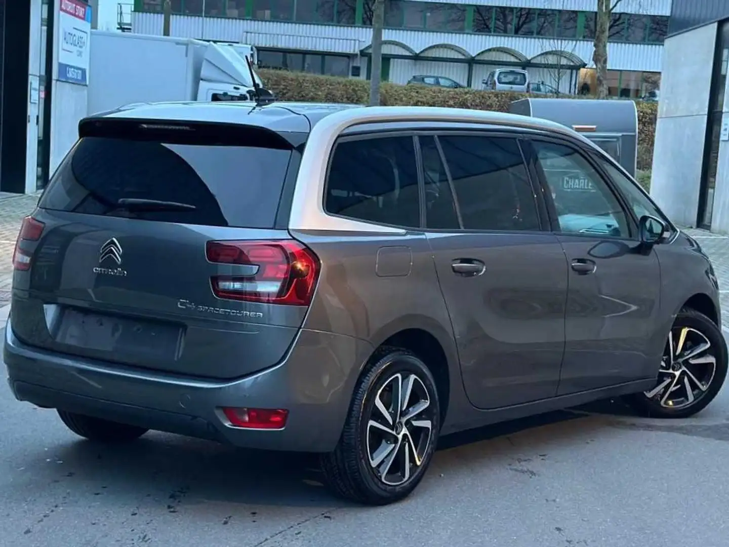 Citroen Grand C4 SpaceTourer 1.2 Shine EAT8 7 Places 67K km *TVA* Distri OK! Gris - 2