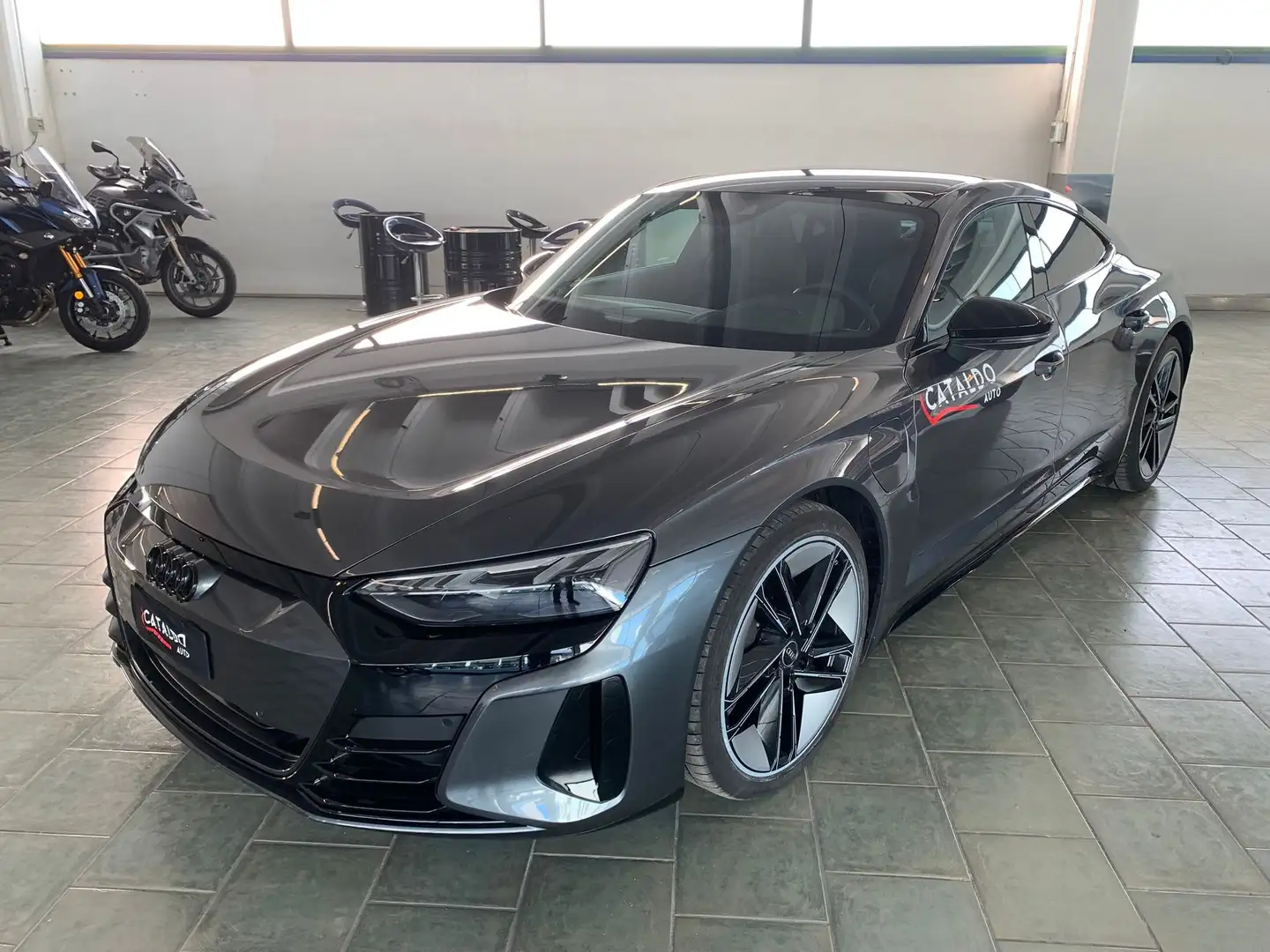 Audi e-tron e-tron GT quattro Grigio - 1