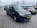 Ford Fiesta 1.3-8V Futura Schwarz - thumbnail 3
