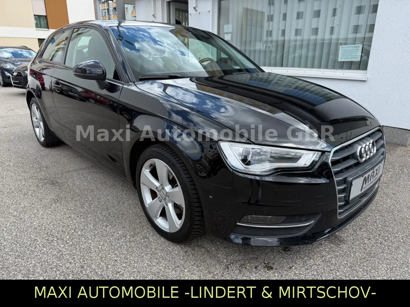Audi A3 1.6 S-Tronic Ambition-2.HAND-NAVI-XEN-PDC-ACC Černá - 1