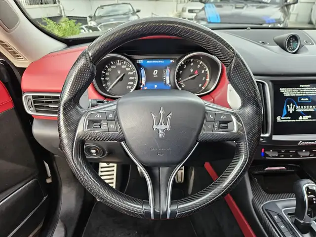 Maserati Levante view 15