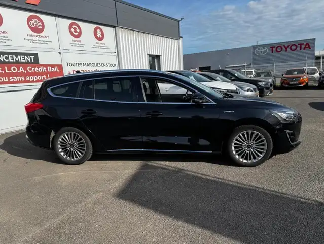 Ford Focus view 4