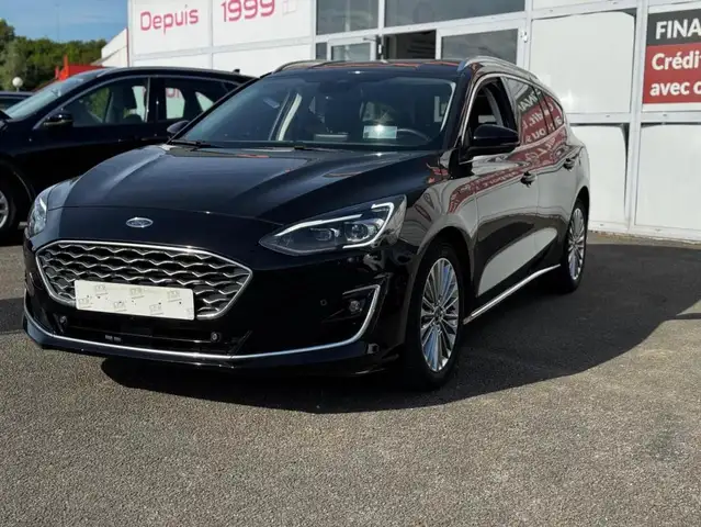 Ford Focus view 3