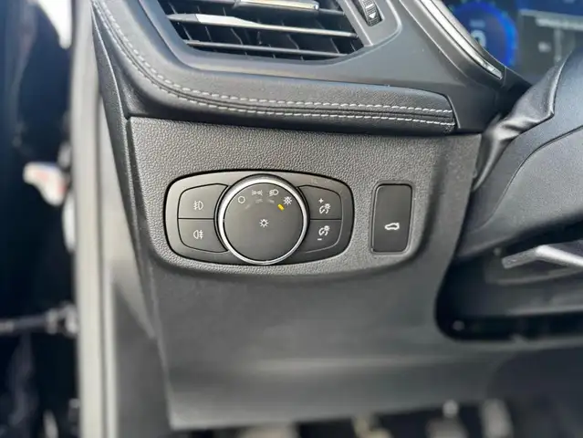 Ford Focus view 24