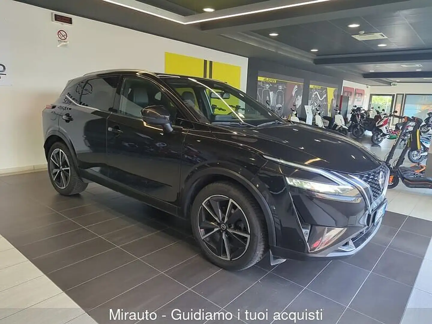 Nissan Qashqai 3ª serie Qashqai MHEV 140 CV Tekna Schwarz - 1