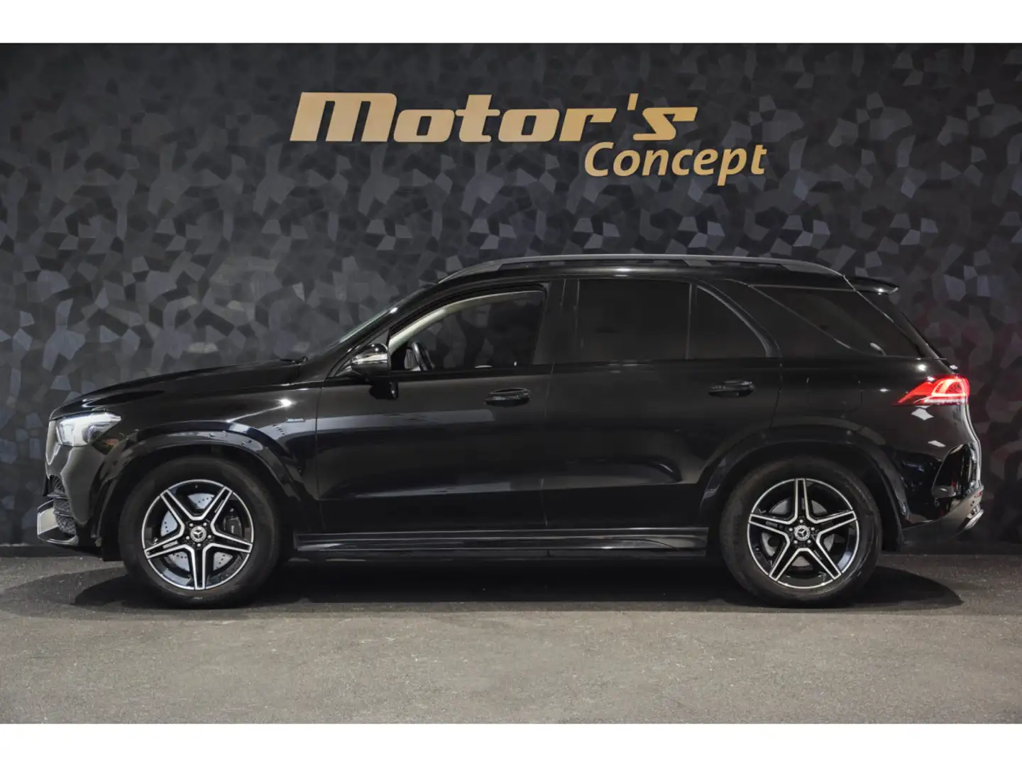 Mercedes-Benz GLE 450 AMG LINE 4 Matic EQ Power Black - 2