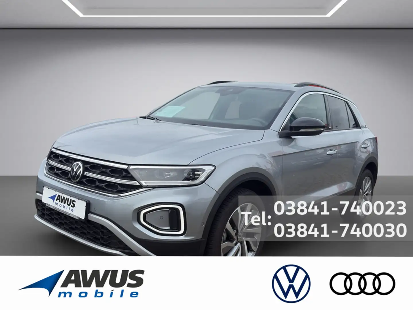 Volkswagen T-Roc 1.5TSI DSG Move AHK Silber - 1