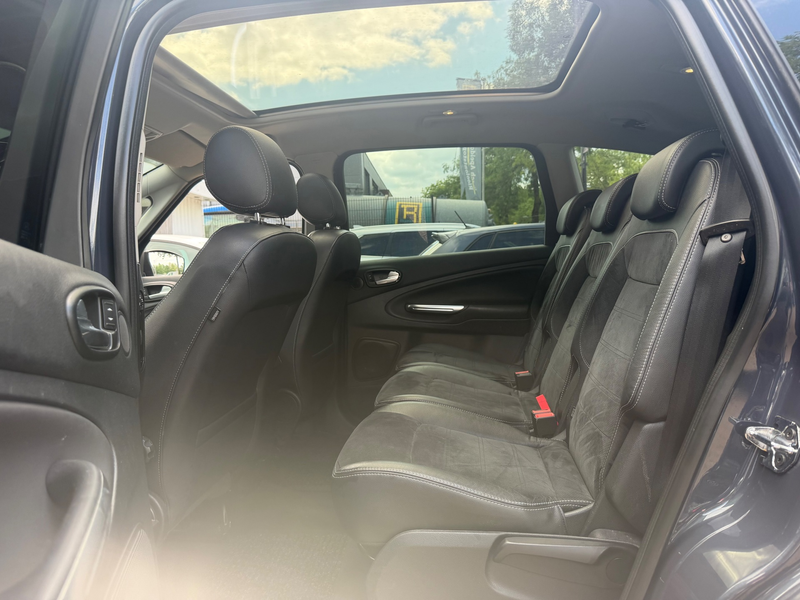 Ford S-Max 1.6 EcoBoost Titanium|Pano|Navi|Clima|Cruise|Trekh — photo 32
