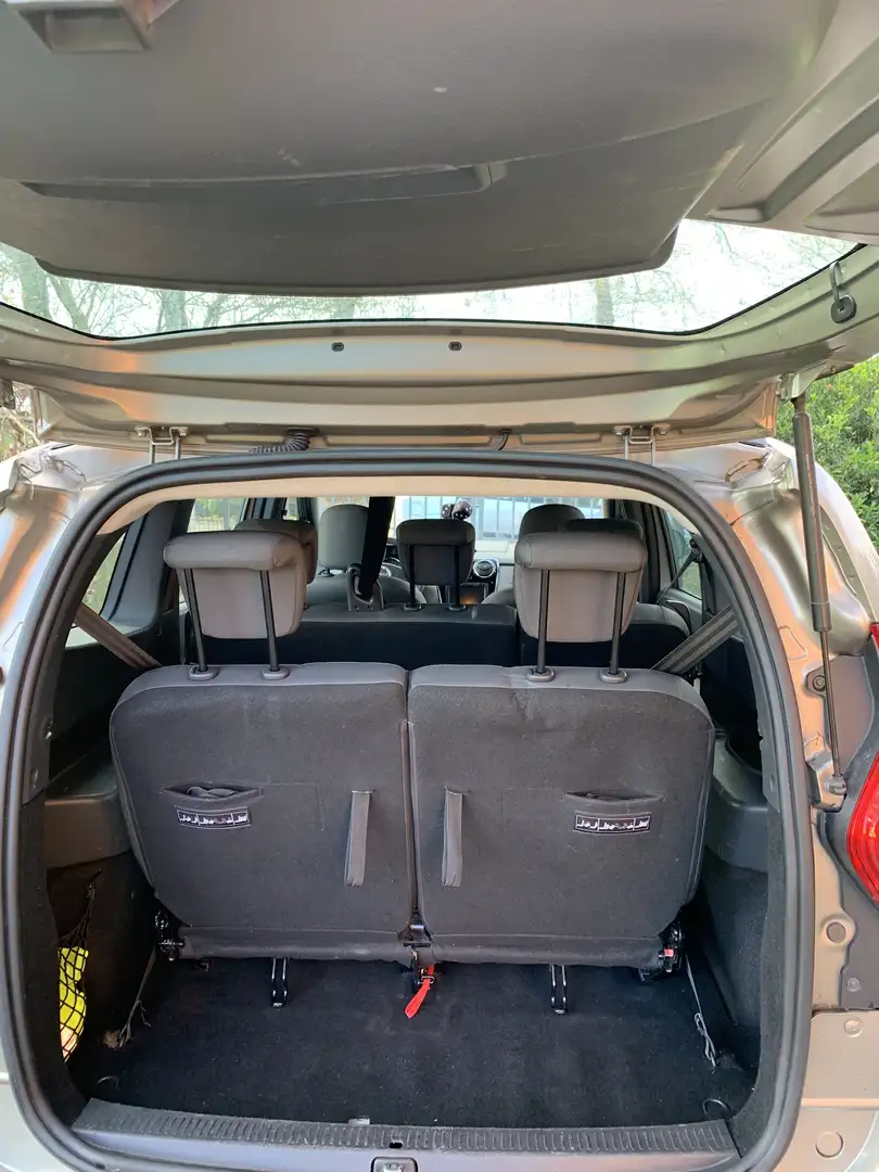 Dacia Lodgy 1,6 benzine - 1