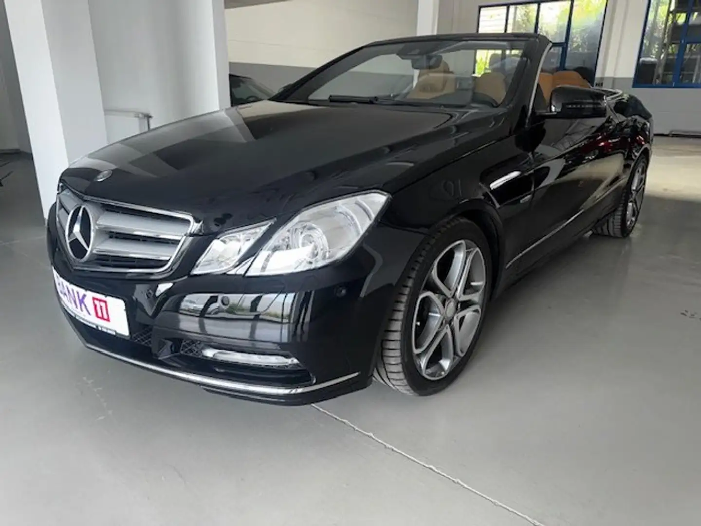 Mercedes-Benz E 220 E 220 CDI BlueEfficiency (207.402) Noir - 1
